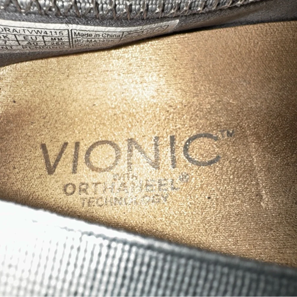 Vionic allora silver